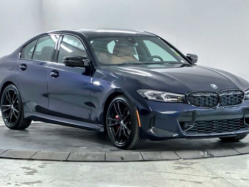 Used 2024 BMW M340i w/ Premium Package image 9