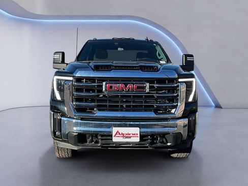 Used 2024 GMC Sierra 2500 SLE w/ SLE Value Package; image 8