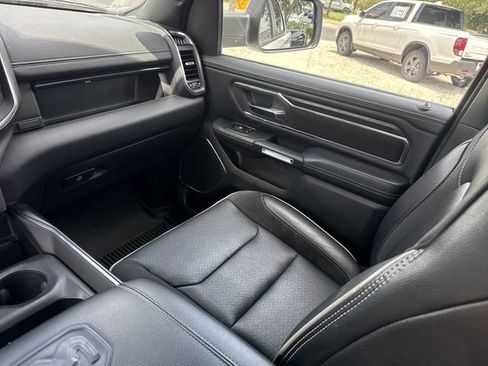 Used 2024 RAM 1500 Laramie AWD/4WD image 22