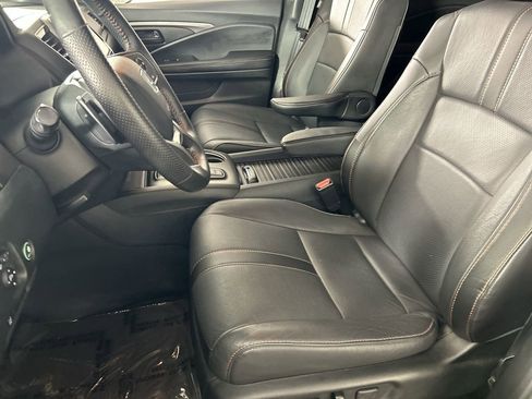 Used 2023 Honda Passport TrailSport image 21