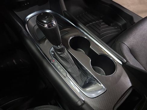 Used 2017 Chevrolet Malibu LT w/ Leather Package image 20