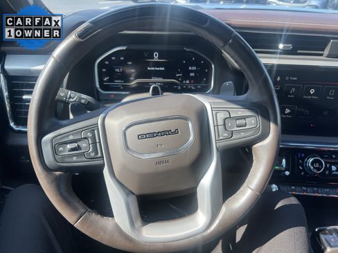 Used 2024 GMC Sierra 1500 Denali AWD/4WD image 18