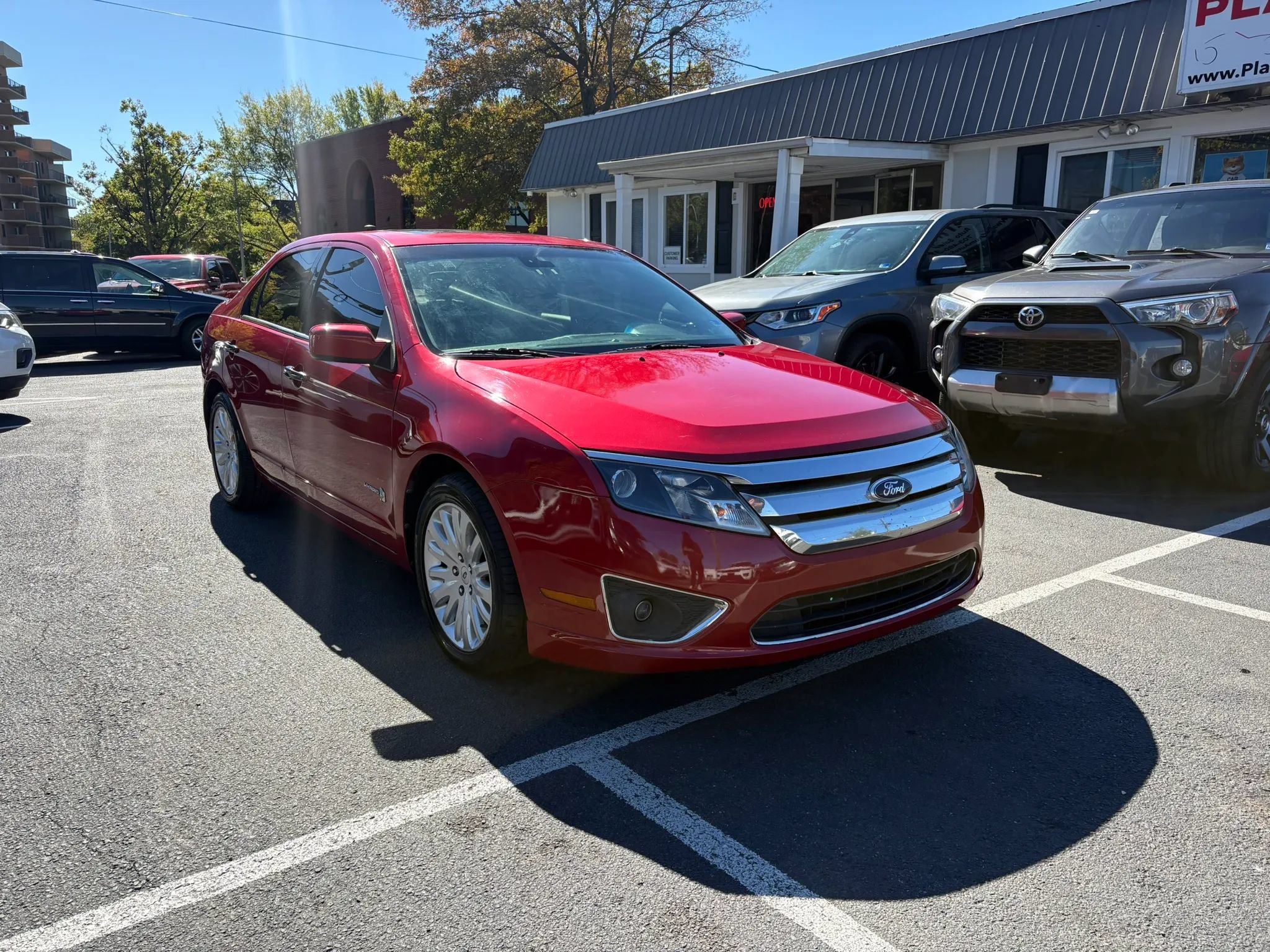 Used 2012 Ford Fusion Hybrid FWD image 2