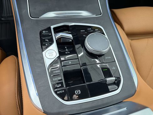 New 2026 BMW X5 xDrive50e AWD/4WD image 17