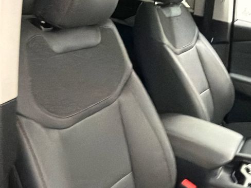 New 2026 Ford Explorer Active w/ Active Comfort Package AWD/4WD image 10