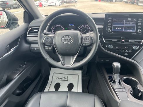 Certified 2024 Toyota Camry SE w/ Convenience Package image 15