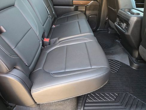 Used 2019 Chevrolet Silverado 1500 LT Trail Boss image 14