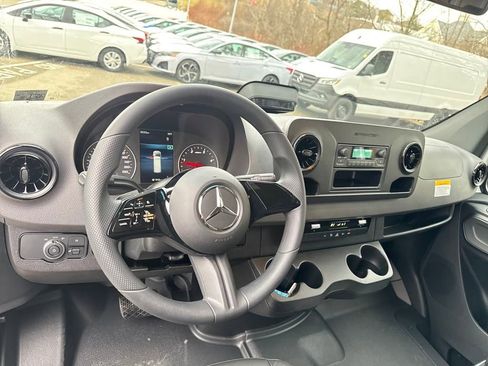 New 2025 Mercedes-Benz Sprinter 2500 image 13