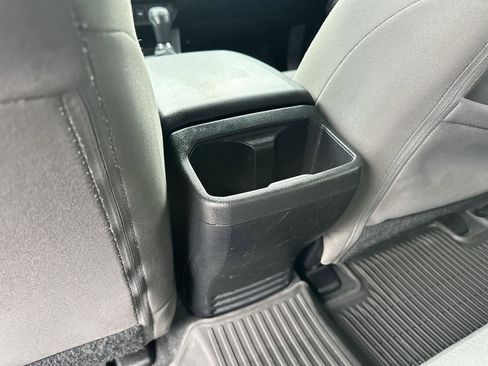 Used 2022 Toyota Tacoma SR5 image 34