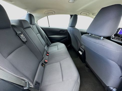 Used 2023 Toyota Corolla LE image 18