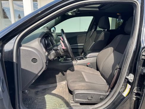 Used 2021 Dodge Charger SXT w/ Driver Convenience Group AWD/4WD image 14
