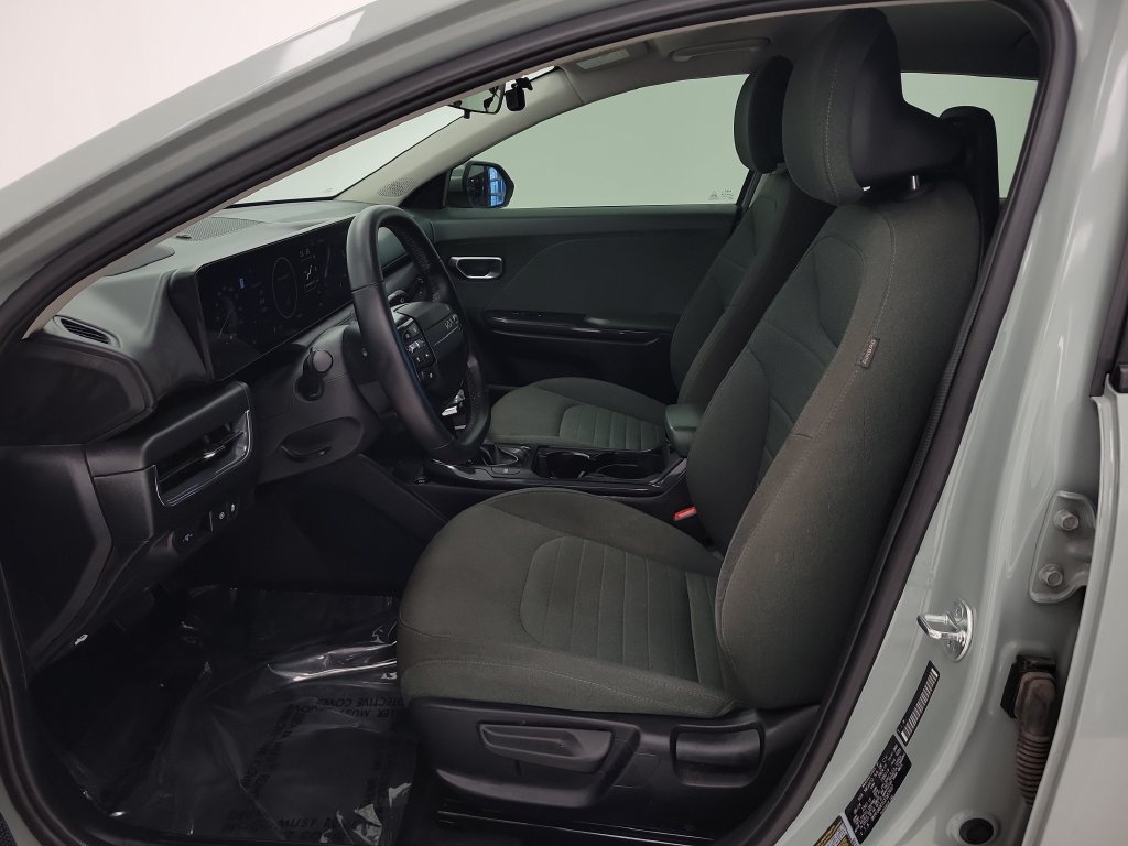 Used 2025 Kia K4 EX FWD image 12