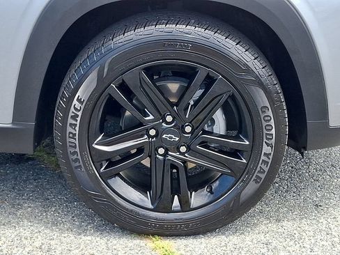 Certified 2025 Chevrolet Trax ACTIV w/ Driver Confidence Package FWD image 8