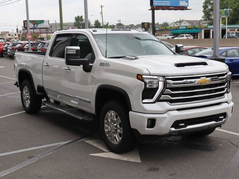 New 2025 Chevrolet Silverado 2500 High Country w/ Technology Package image 2