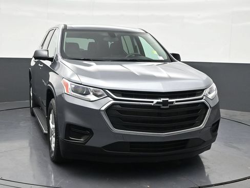 Used 2020 Chevrolet Traverse LS FWD image 8
