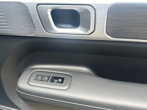 Used 2024 Hyundai Santa Fe Limited FWD image 21