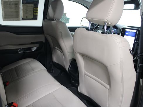 Used 2024 Ford Ranger Lariat image 33