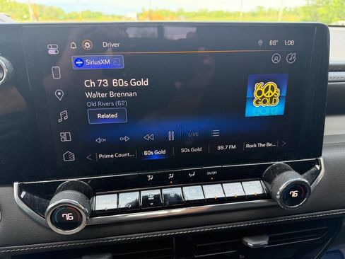 Used 2024 Chevrolet Colorado LT w/ LT Convenience Package image 16