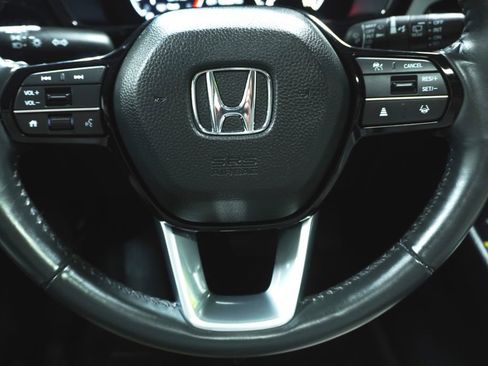 Used 2024 Honda CR-V EX-L image 17
