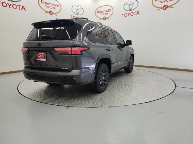 Used 2025 Toyota Sequoia Platinum AWD/4WD image 8