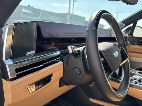 Used 2025 Cadillac Escalade IQ Sport 2 image 14