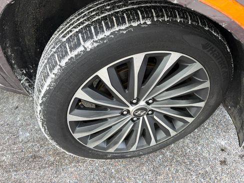 Used 2023 Hyundai Palisade Calligraphy image 5