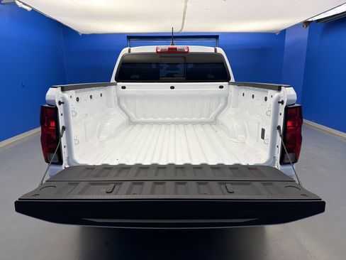 New 2026 Chevrolet Colorado Trail Boss AWD/4WD image 28