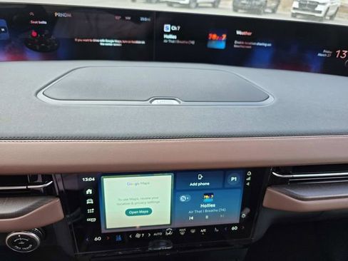 New 2026 Lincoln Navigator Reserve image 10