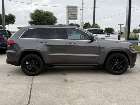 Used 2016 Jeep Grand Cherokee High Altitude RWD image 3