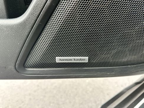 Certified 2025 Subaru Outback Onyx Edition image 33