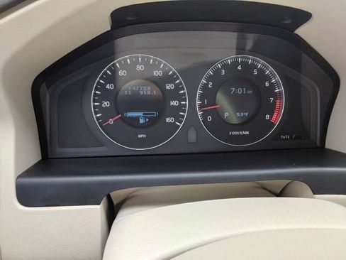 Used 2008 Volvo XC70 3.2 image 13