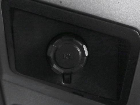 Used 2011 Ford F550 2WD Crew Cab Super Duty w/ Payload Upgrade Pkg image 31