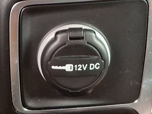 Used 2025 Jeep Wrangler Unlimited Rubicon 4xe w/ Convenience Group AWD/4WD image 26
