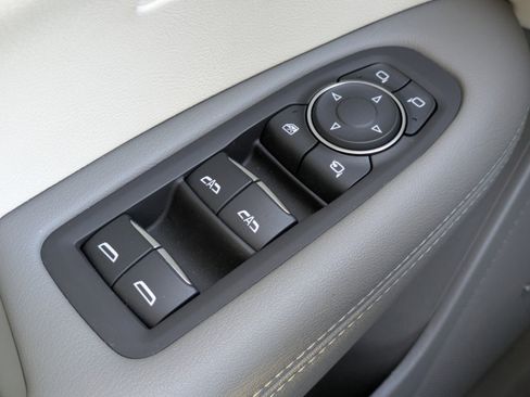 Certified 2024 Cadillac XT6 Premium Luxury w/ Technology Package image 21