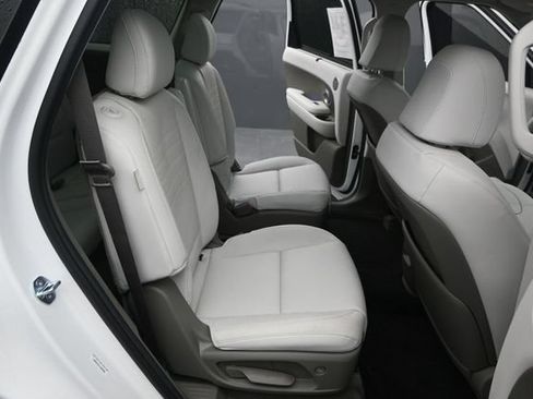 Used 2026 Hyundai Palisade Limited AWD/4WD image 16