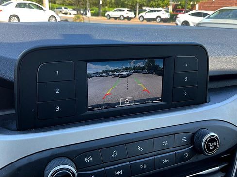 Used 2021 Ford Escape S image 22
