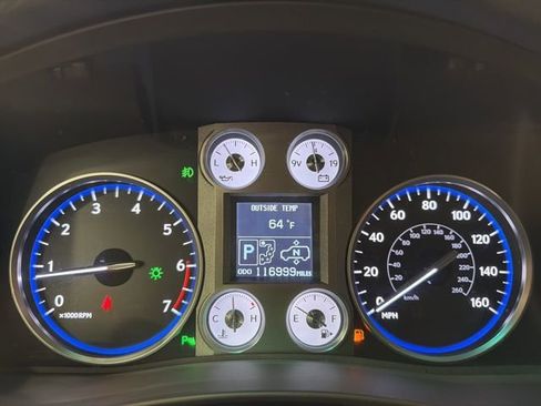 Used 2010 Lexus LX 570 4WD image 18