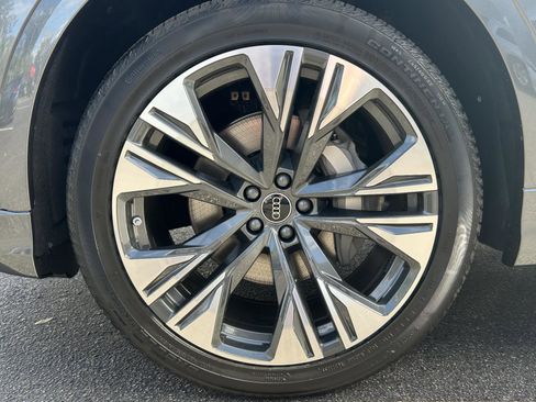 New 2026 Audi Q8 Premium Plus image 12