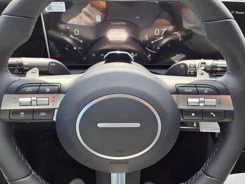 New 2025 Hyundai Tucson Limited image 15