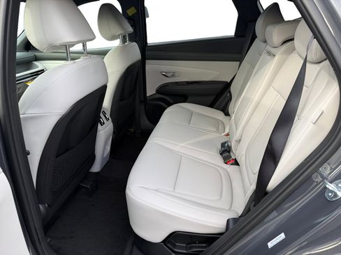 New 2026 Hyundai Tucson Limited image 16