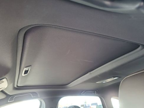 Used 2023 MAZDA CX-5 Signature image 17