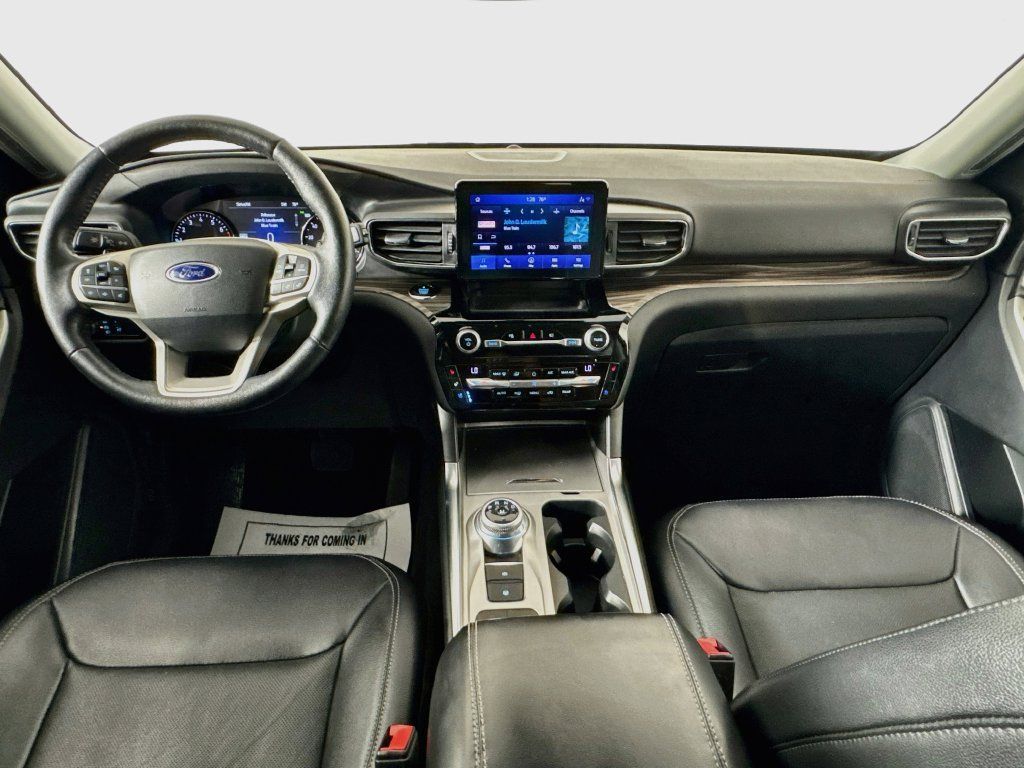 Used 2021 Ford Explorer Limited w/ Equipment Group 301A RWD image 27