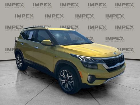 Used 2021 Kia Seltos SX w/ SX Sunroof Package image 7