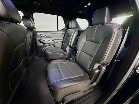 Used 2023 Chevrolet Traverse RS AWD/4WD image 27
