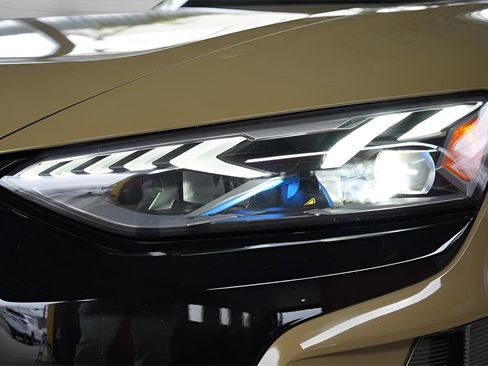 Used 2024 Audi RS e-tron GT image 6