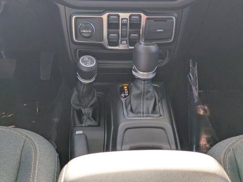 New 2026 Jeep Gladiator Sport image 17