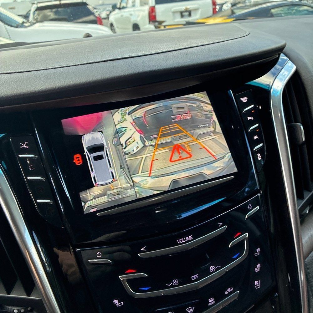 Used 2016 Cadillac Escalade ESV Premium AWD/4WD image 11