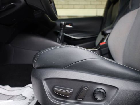 Used 2022 Toyota Corolla XSE FWD image 16