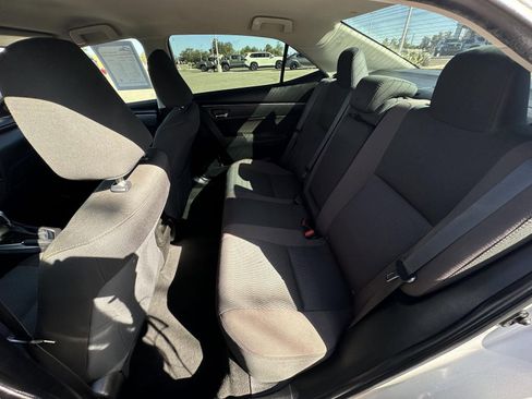 Used 2019 Toyota Corolla LE image 19