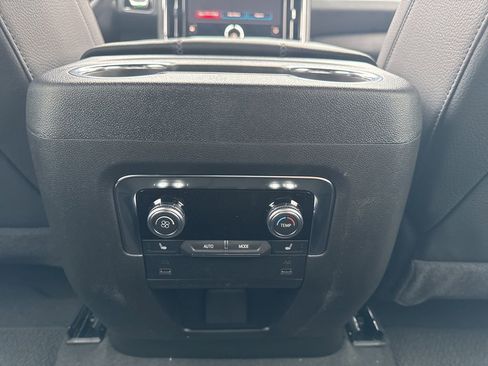 New 2026 GMC Yukon XL Denali image 28